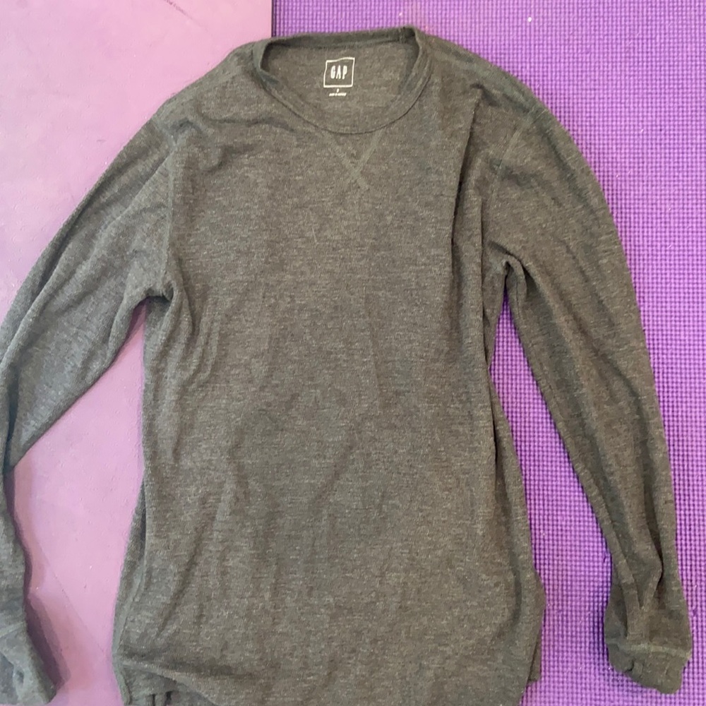 Gap small waffle long sleeve